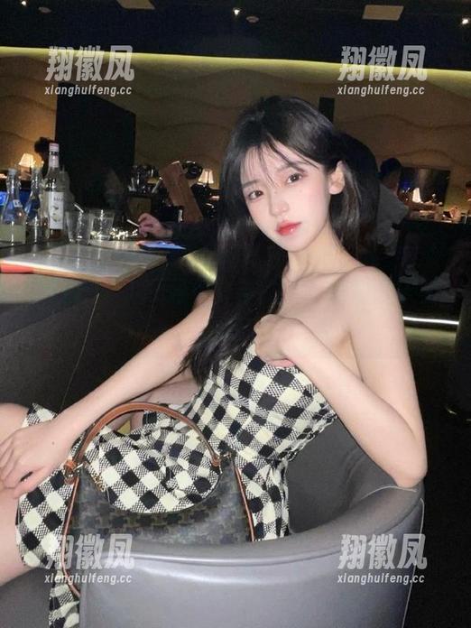 “17c导航”带你飞！黑料从未如此迷人