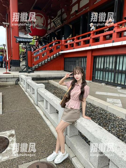反正我是无法抵抗17吃瓜网里的八卦，观看各种事件后，仿佛我也参与了其中。