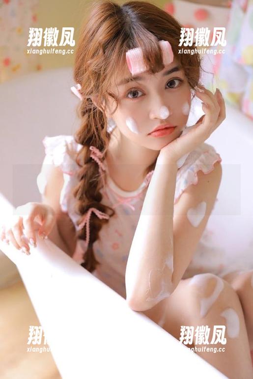“51cg4.co”发布了些堪称“糟糕艺术品”的明星瞬间！