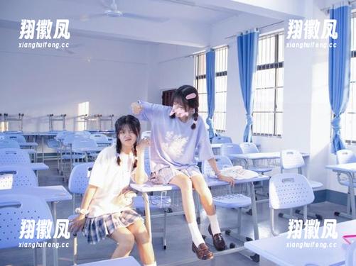 新一轮“群众爆料”冲击波，尽在“51今日吃瓜”app！
