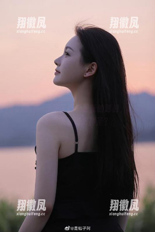 又到了黑料更新的时刻，51吃瓜今天是何方神圣？