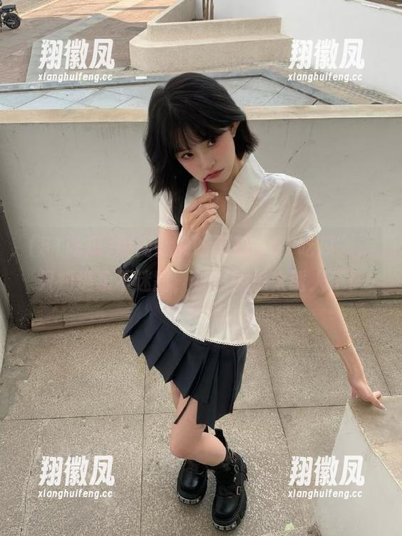 51吃瓜 别问我为啥下载“51吃瓜”,只知道永不迷路,加热的瓜太诱人了!