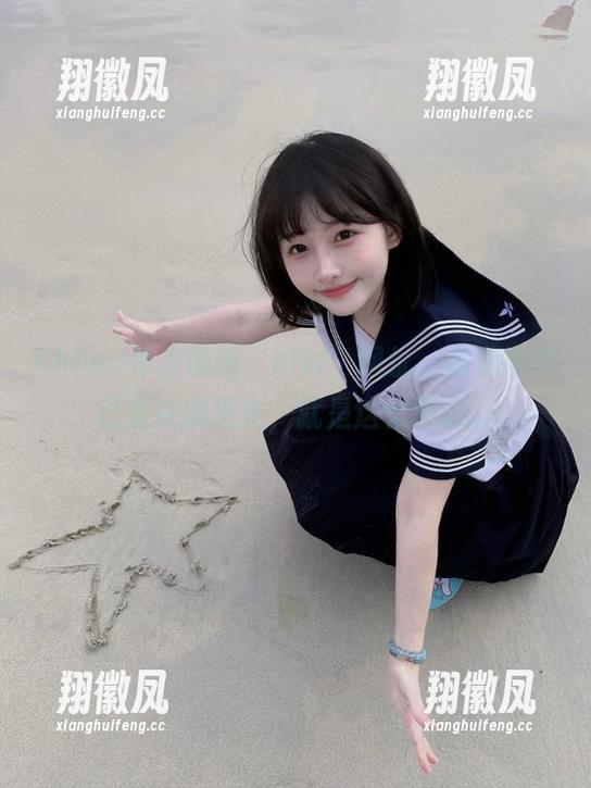 每次刷新“hlw”网址，都觉得自己是在翻历史，就是这么怀旧。