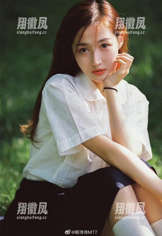 分享“hlw155.ccm”上的奇闻趣事，保证让你绷着的嘴角微微上扬