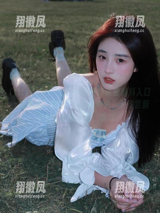 tttzzz tttzzz.su苹果版说是黑料入口,结果成了我的天天必刷地点,人家尝新鲜的,我尝黑暗,嘿嘿。