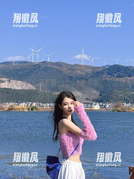 只需下载zztt01苹果版，开启你的草根八卦王传奇？