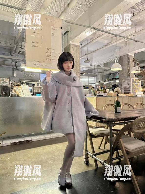 蘑菇的魅力：登录五一吃瓜，浑身都在发光的感觉～
