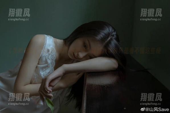 “免费吃瓜”做视频，难道我以前只是看不懂这些梗？