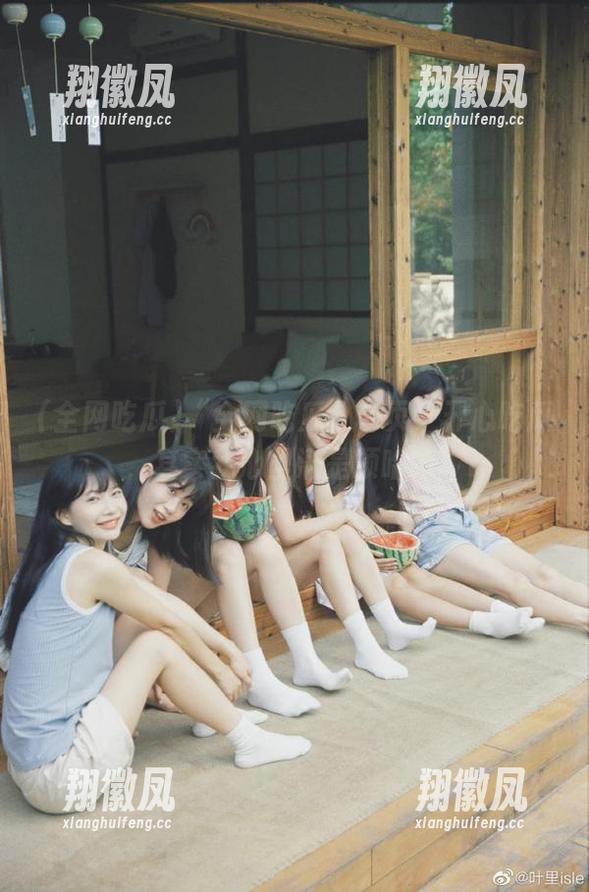 “全网吃瓜”首页：开心吃瓜，其实我心里满是烦哈哈。