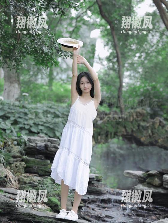 一觉醒来，首页的吃瓜福利充满疑惑，吃的可不仅仅是瓜呐！