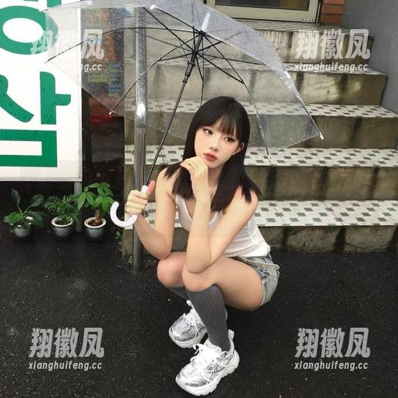 无意间点开那个网页，竟然被好莱坞黑料正能量吸引住了！