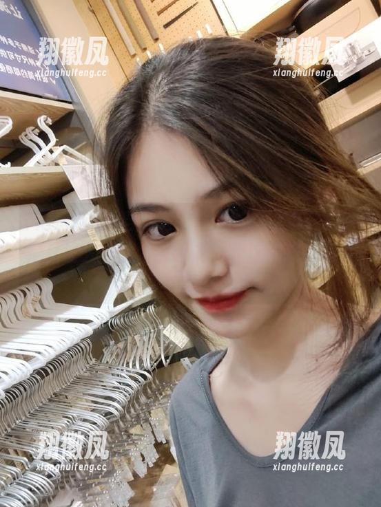 当泡泡吃瓜发布新网页，果然是只让人一脸懵的设计！我这次脑袋挺大的！
