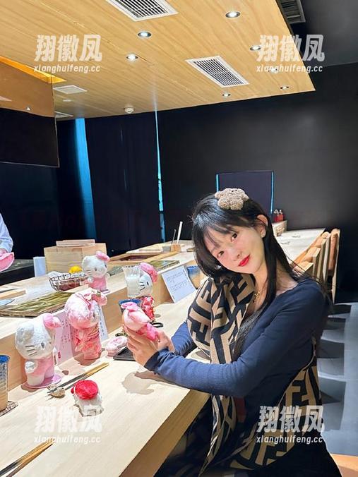 终于找到黑料app官网直达入口，八卦传奇集结号！