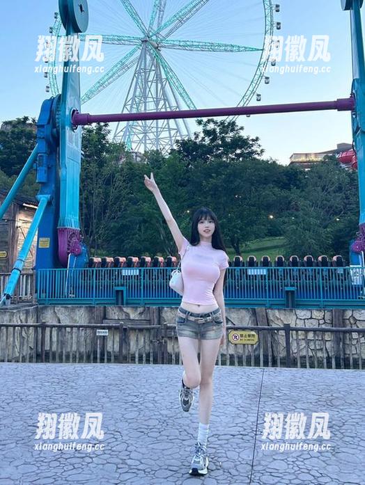 黑料吃瓜网app，吃瓜看得太过瘾，整个下午都被吸引了～～