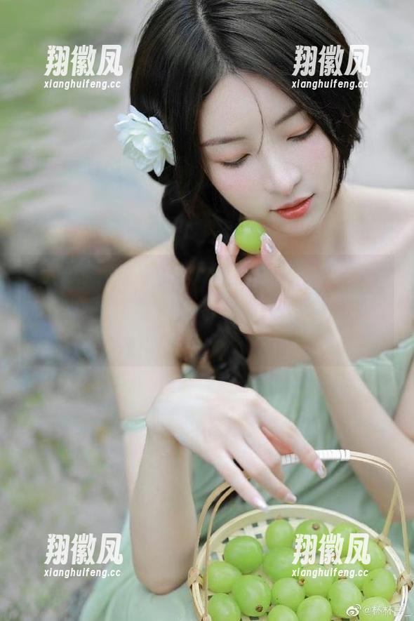 更新！黑料正能量hl，今天又吃到三个精彩瓜，记得随时补充水分哦！