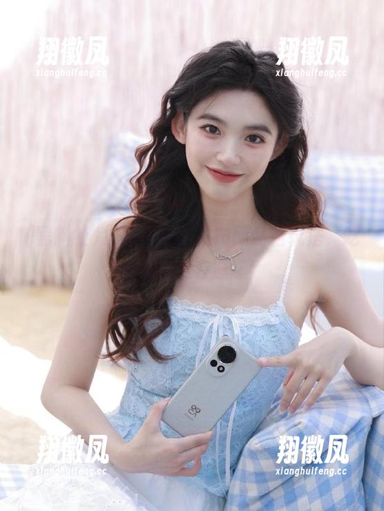 “黑料社”发布网站新玩法，吃瓜从此更有滋味！