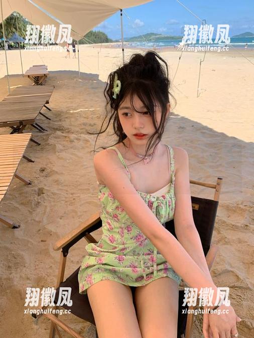 黑料社app的犀利评论值得收藏，真希望能把一天的烦恼都炸掉！