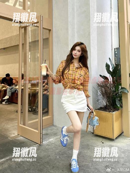 黑料社 下载黑料社,观看槽点满满的娱乐圈那些事儿!