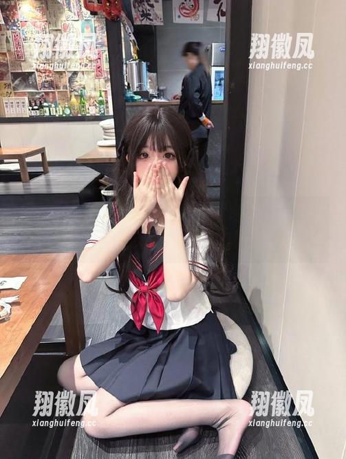 51黑料社导航：跟随幽默的脚步，轻松吃瓜无压力！