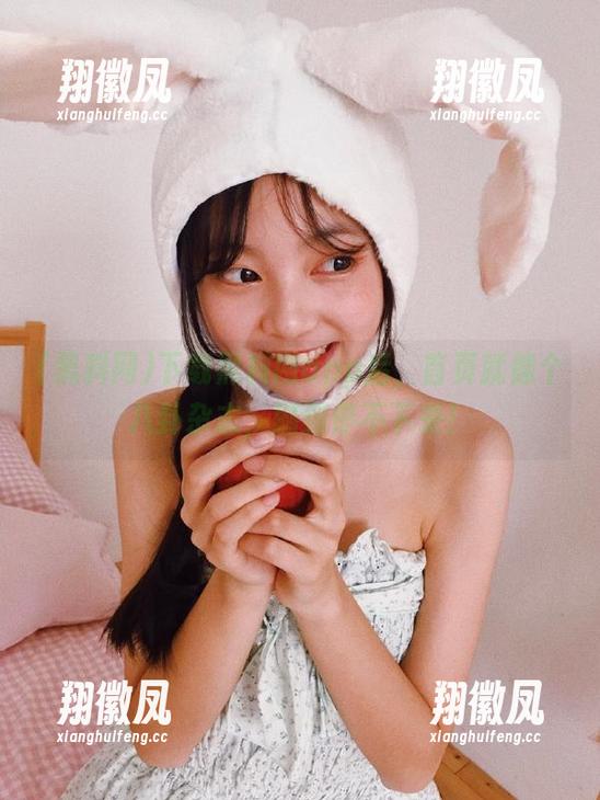 下载黑料网app后，首页就像个八卦杂志，刷到停不下来！