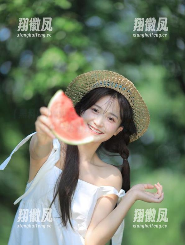 www.黑料网.com的发布内容，让人一边嫌弃一边心痒难耐！