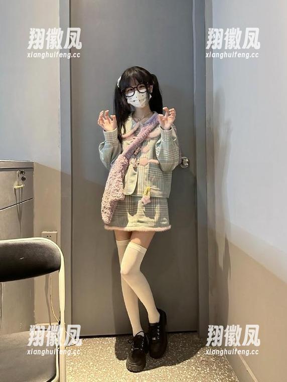 网页里的“黑社料”，脑洞太大，离谱到我都忘了喝水了！
