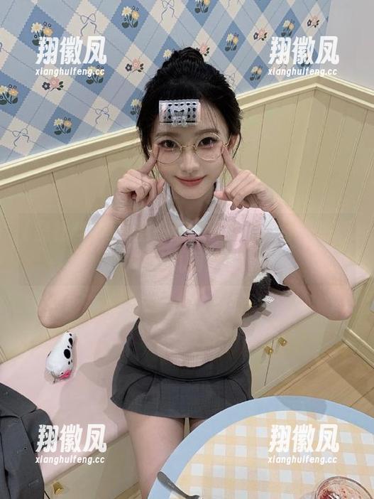 黑社料 网页翻一翻,黑社料男神女神都在这儿调皮!